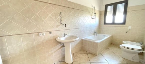 5غرفة شقة في Campi Salentina, Italy رقم 122604 26