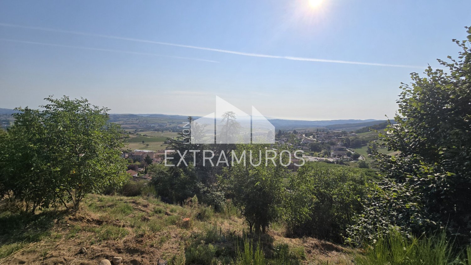  Land in Saint-Romain-de-Popey, France No. 358567