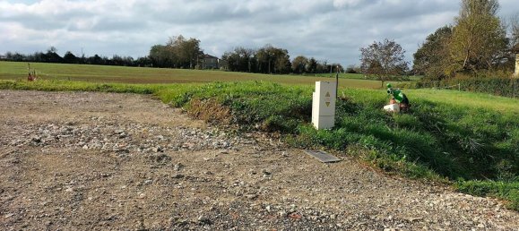  Land in Fleurance, France No. 79340 5