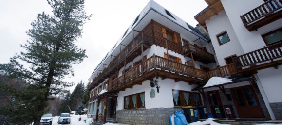 Edifício em Ayas, Italy 1300 m² N.º 298686 3