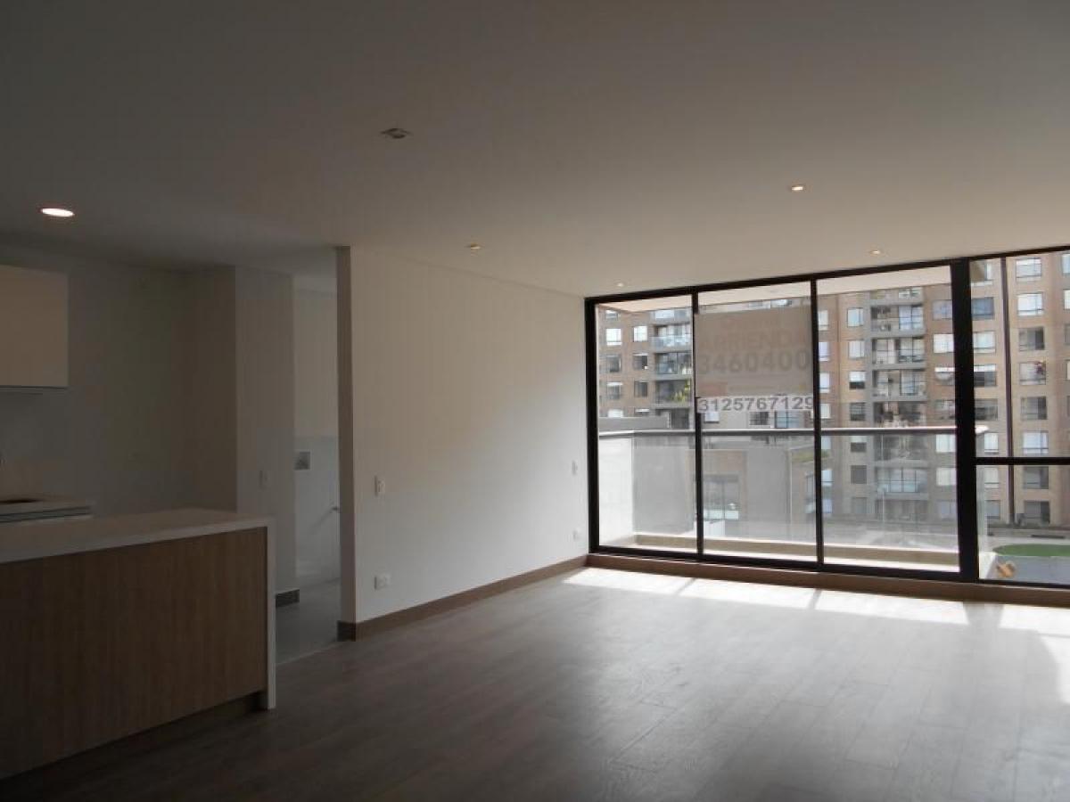 Дом с 3 спальнями в Богота, Колумбия № 11149