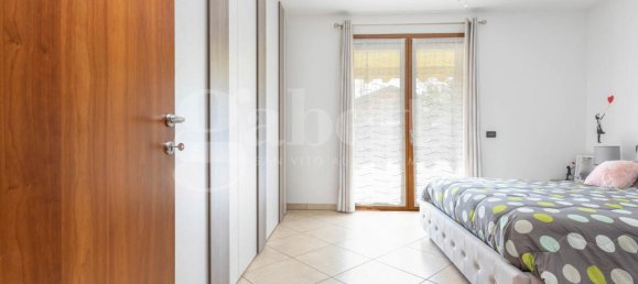 6 rooms Villa in Pordenone, Italy No. 14625 20