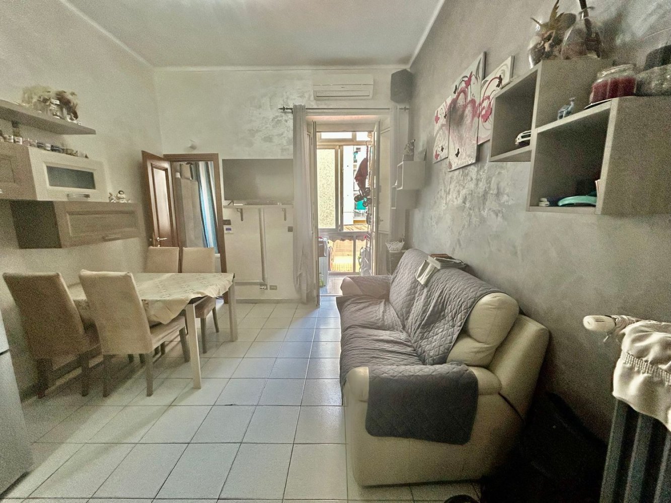 2 Schlafzimmer Wohnung in Turin, Italy, Nr. 326807