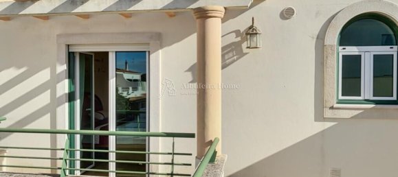 3 bedrooms Villa in Albufeira, Portugal No. 140051 4