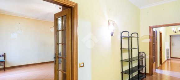 2 Schlafzimmer Wohnung in Rome, Italy, Nr. 324708 4
