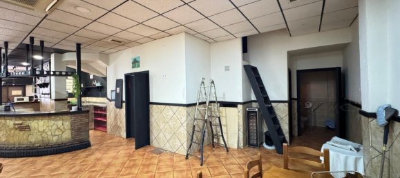 159m² propriété commerciale à vendre à Torrevieja, Alicante, Valencian Community, Spain № 369849 24