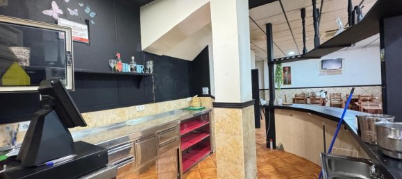 159m² propriété commerciale à vendre à Torrevieja, Alicante, Valencian Community, Spain № 369849 30