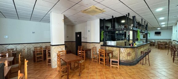 159m² propriété commerciale à vendre à Torrevieja, Alicante, Valencian Community, Spain № 369849 10