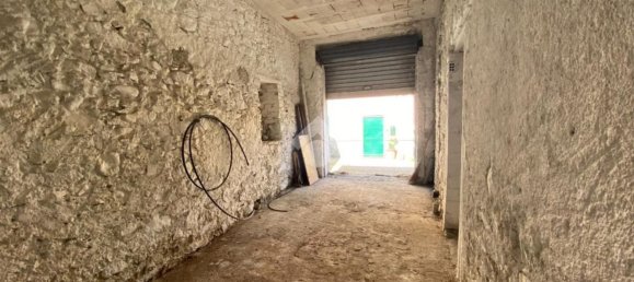 5 rooms Apartment in Montoggio, Italy No. 151779 17