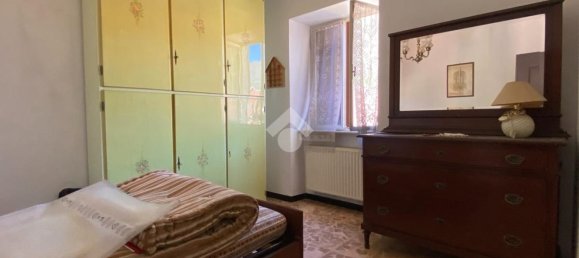 5 rooms Apartment in Montoggio, Italy No. 151779 7
