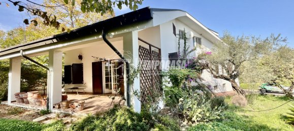 6غرفة فيلا في Spoltore, Italy رقم 210448 24