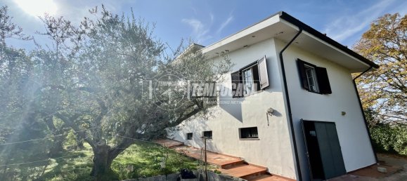 6غرفة فيلا في Spoltore, Italy رقم 210448 34