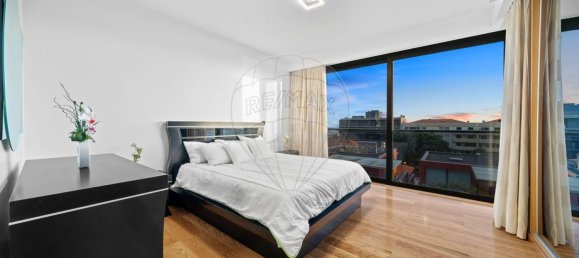 Casa de 3 dormitorios en Funchal, Portugal No. 25070 4