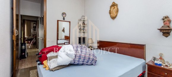 4 bedrooms House in L'Hospitalet de Llobregat, Spain No. 170926 17