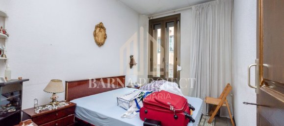 4 bedrooms House in L'Hospitalet de Llobregat, Spain No. 170926 16