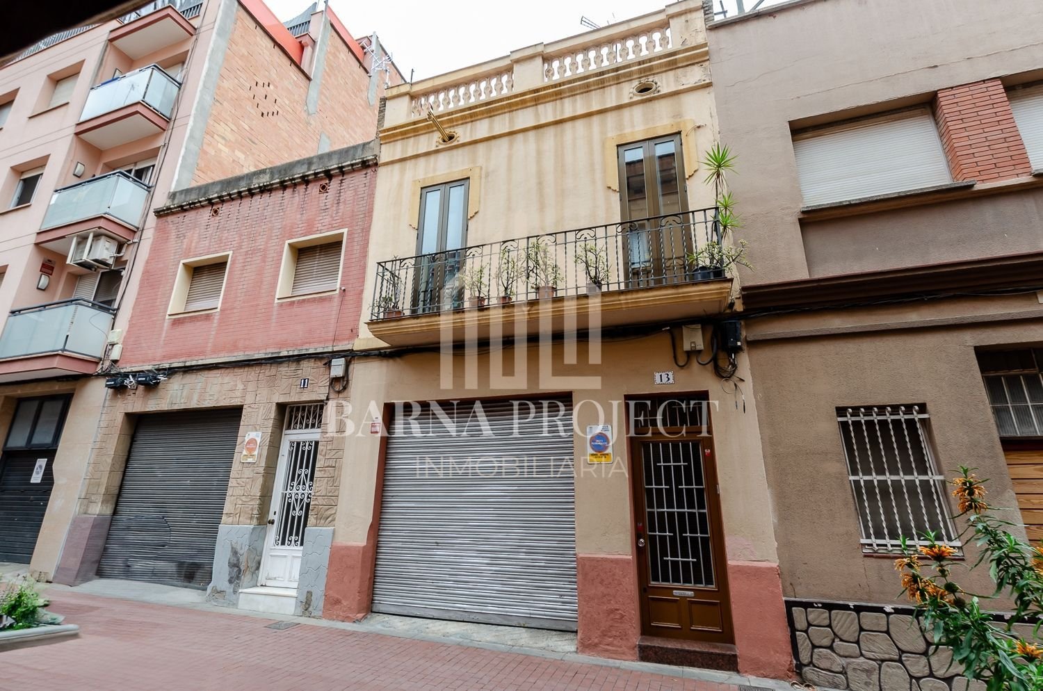 4 bedrooms House in L'Hospitalet de Llobregat, Spain No. 170926