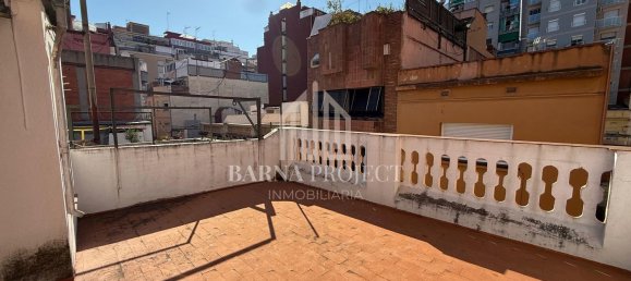 4 bedrooms House in L'Hospitalet de Llobregat, Spain No. 170926 37