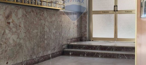 5 rooms Apartment in Catania, Italy No. 273929 5