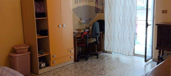5 rooms Apartment in Catania, Italy No. 273929 26