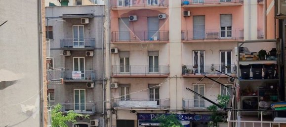 5 rooms Apartment in Catania, Italy No. 273929 23