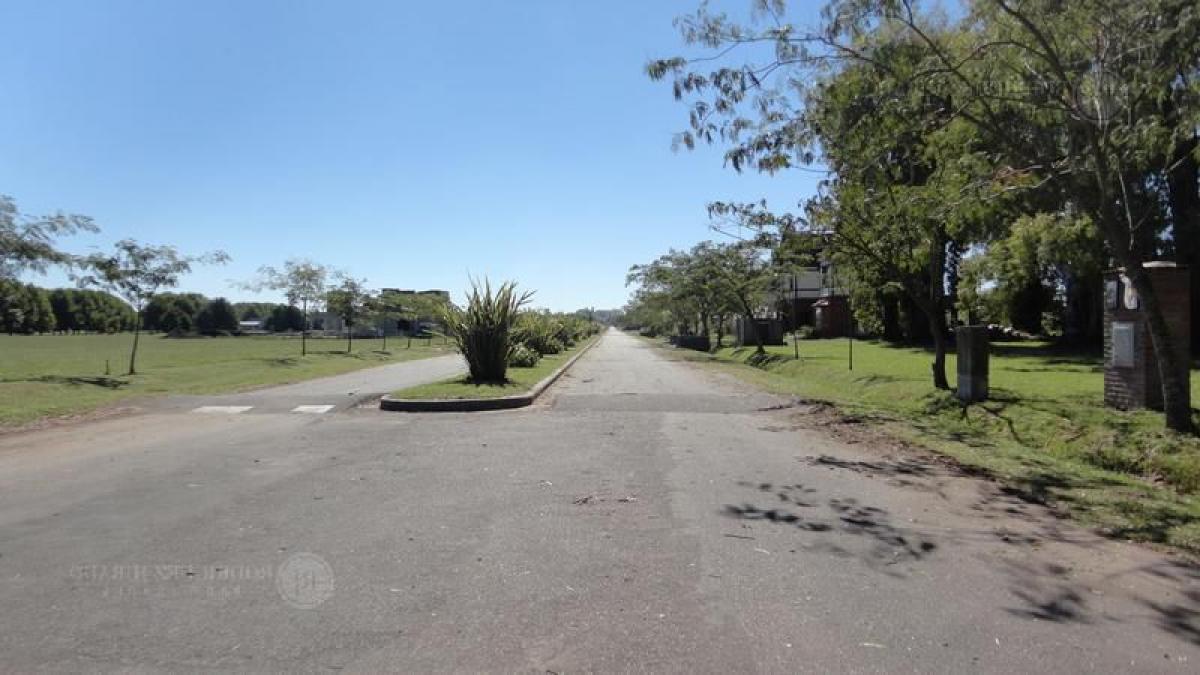  Land in General Rodriguez, Argentina No. 39472