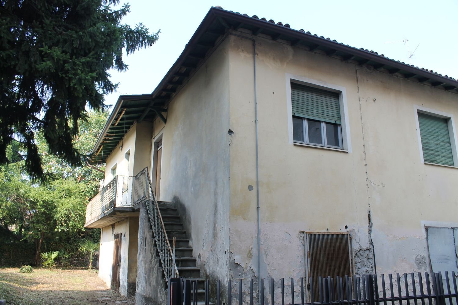 5 rooms Villa in Seriate, Italy No. 107384