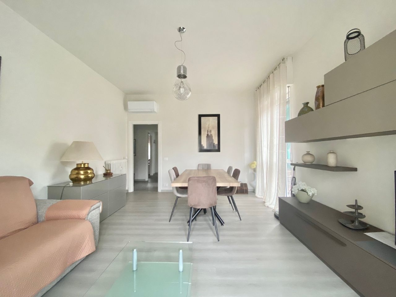 2 Schlafzimmer Wohnung in Verbania, Italy, Nr. 329542