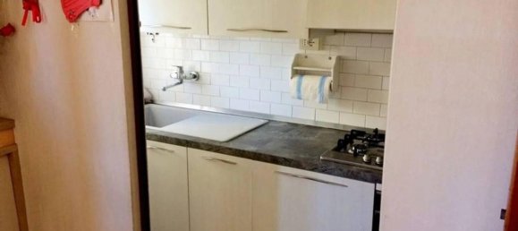 3 rooms Apartment in Fermo, Italy No. 137997 2