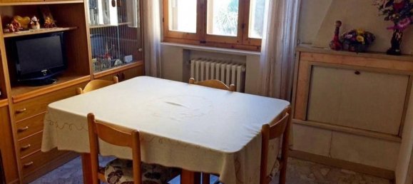 3 rooms Apartment in Fermo, Italy No. 137997 3