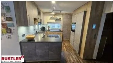 3 rooms Apartment in Hof bei Salzburg, Austria No. 150745