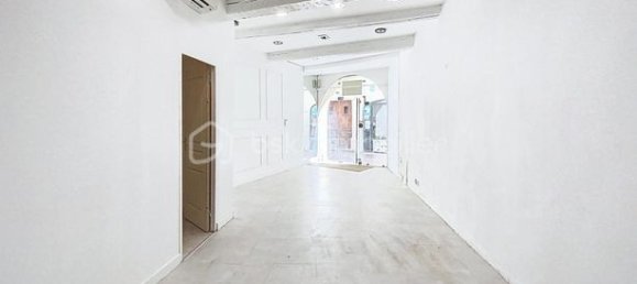 59m² Commercial property in Nimes, France No. 283388 6