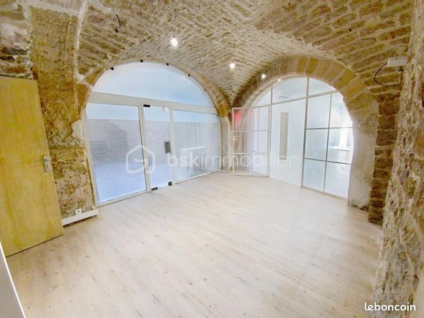 59m² Commercial property in Nimes, France No. 283388