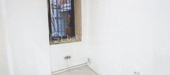 59m² Commercial property in Nimes, France No. 283388 5