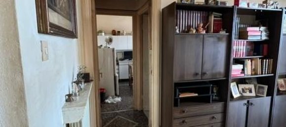 Квартира с 7 комнатами в Генуя, Италия № 235174 3