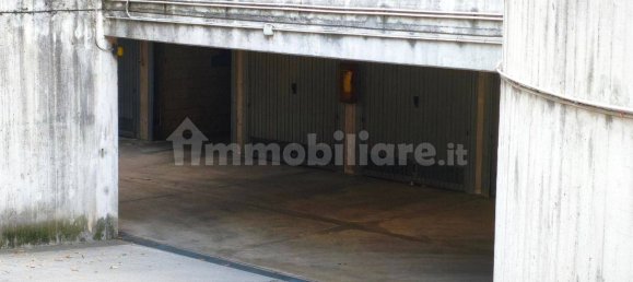 14m² Garage in Cologno Monzese, Italy No. 379387 2