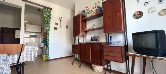 2 bedrooms Apartment in Comacchio, Italy No. 284512 4