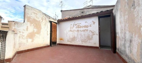 2 bedrooms Apartment in Palermo, Italy No. 77105 4