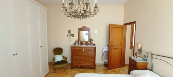 Apartamento de 5 divisões em Vicchio, Italy N.º 145602 22
