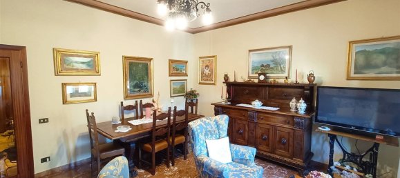 Apartamento de 5 divisões em Vicchio, Italy N.º 145602 2