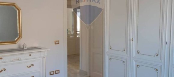 3 bedrooms House in Castelforte, Italy No. 336534 10