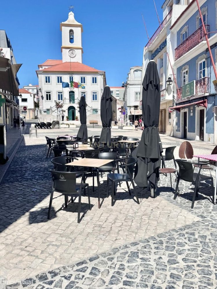 25m² Commercial property in Almada, Portugal No. 275989