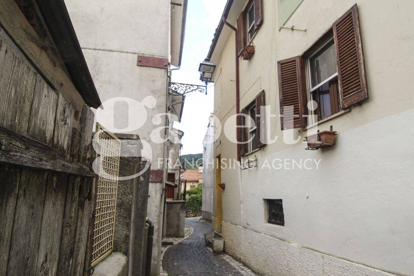 2 bedrooms Apartment in Alfedena, Italy No. 123329