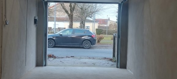 Villa de 4 dormitorios en Trieux, France No. 40903 27