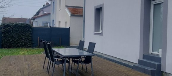 Villa de 4 dormitorios en Trieux, France No. 40903 25