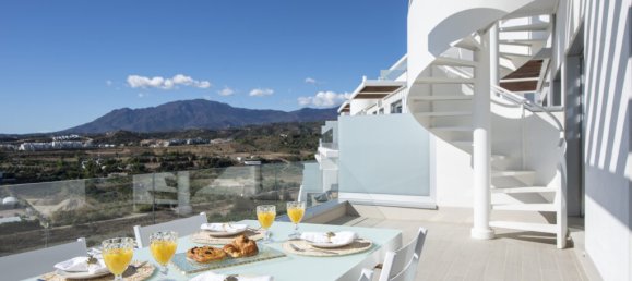 2 Schlafzimmer Wohnung in Estepona, Spain, Nr. 595 8