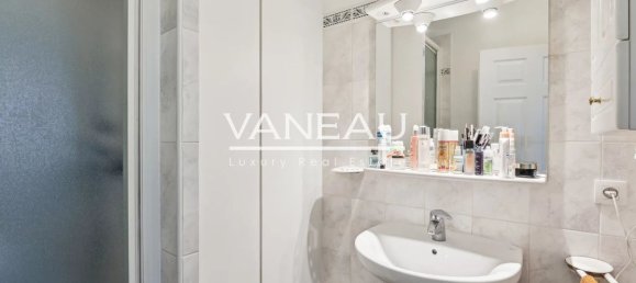 3 Schlafzimmer Wohnung in Courbevoie, France, Nr. 176318 11