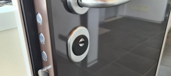 Коммерческая недвижимость 250м² в Куистелло, Италия № 378502 3