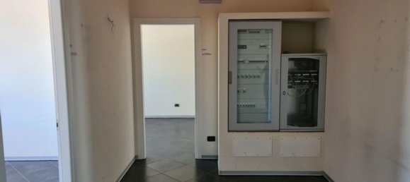 Коммерческая недвижимость 250м² в Куистелло, Италия № 378502 23
