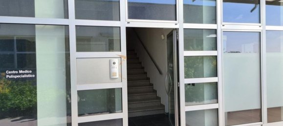 Коммерческая недвижимость 250м² в Куистелло, Италия № 378502 2