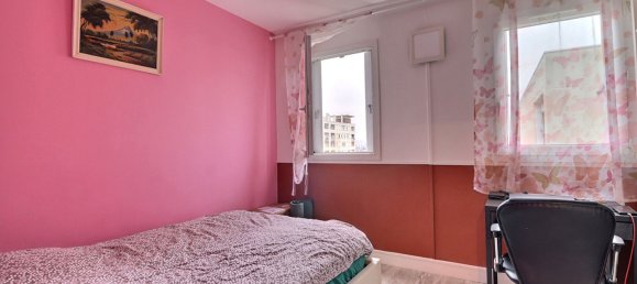 Apartamento de 4 habitaciónes en Saint-Gratien, France No. 364055 4